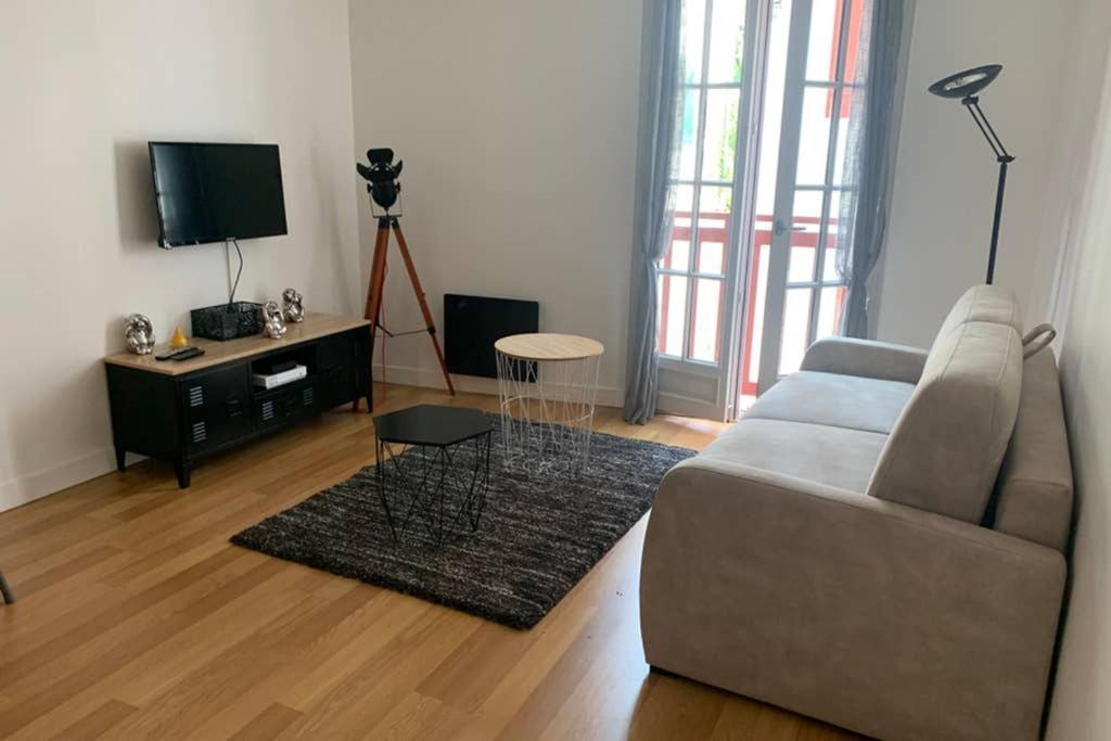 Studio 4 personnes Cœur de ville plage à 50 m Apartamento Saint-Jean-de-Luz Exterior foto